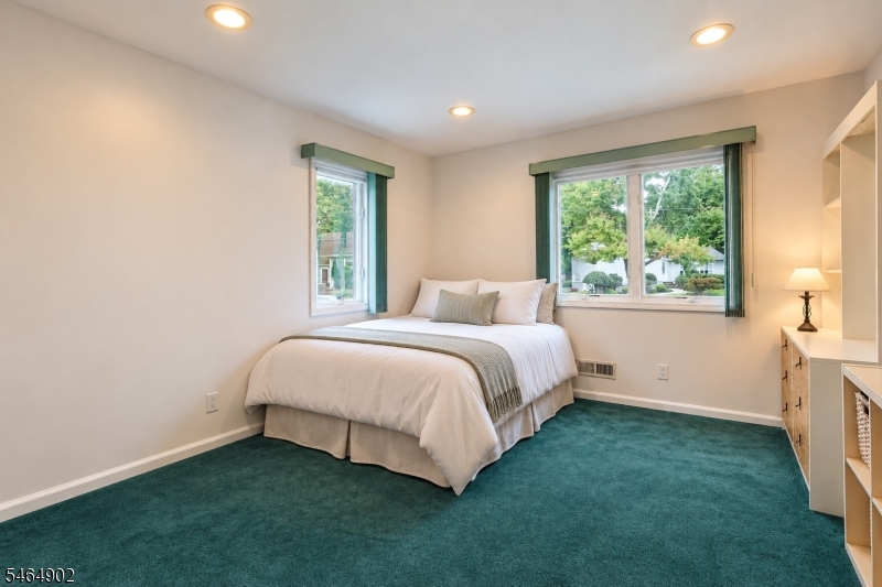 40 Shadowlawn Drive Livingston NJ 07039