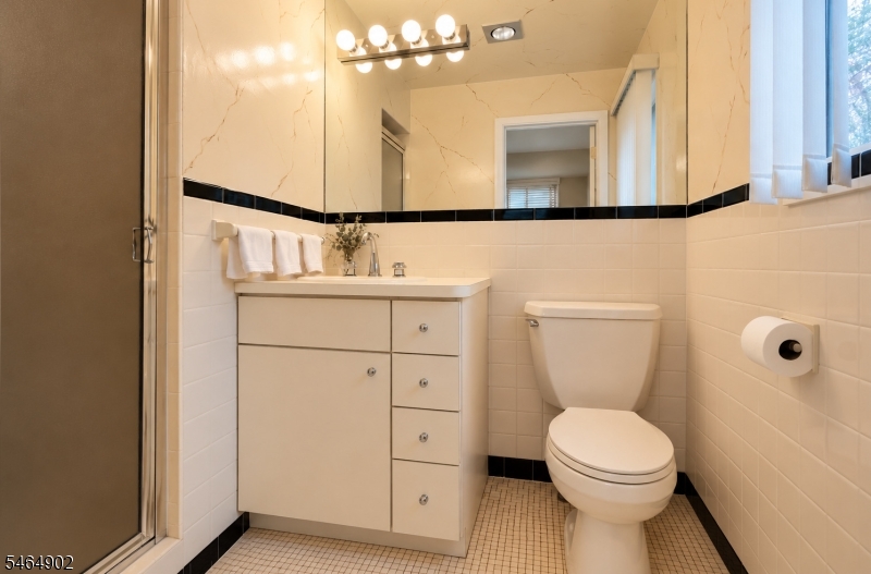 40 Shadowlawn Drive Livingston NJ 07039