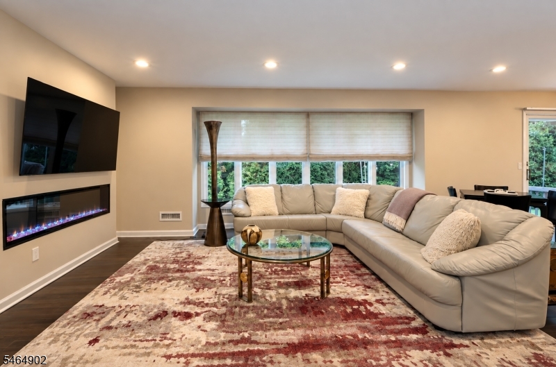40 Shadowlawn Drive Livingston NJ 07039