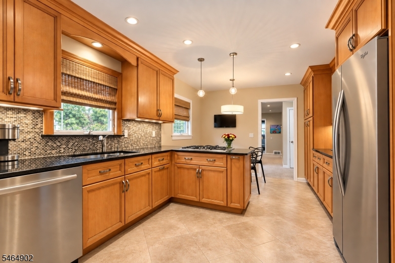 40 Shadowlawn Drive Livingston NJ 07039