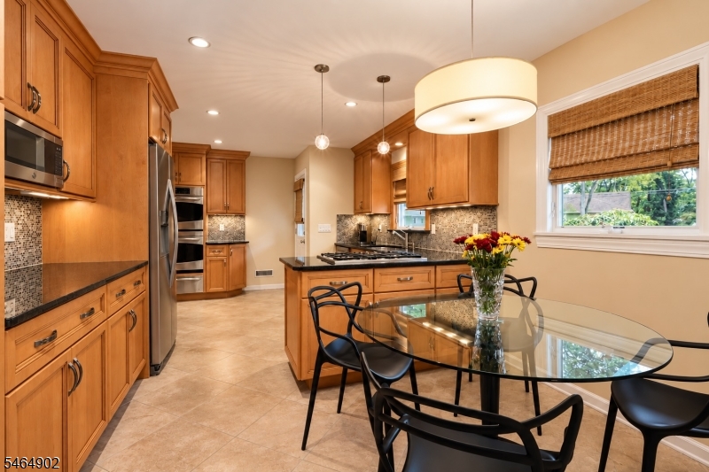 40 Shadowlawn Drive Livingston NJ 07039