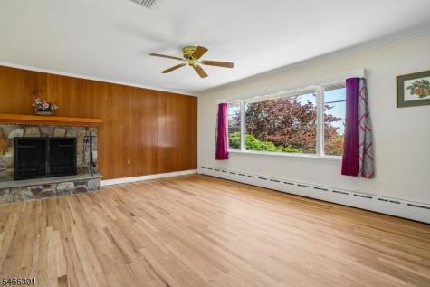 149 Silver Lake Road Frelinghuysen NJ 07825