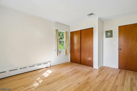 149 Silver Lake Road Frelinghuysen NJ 07825