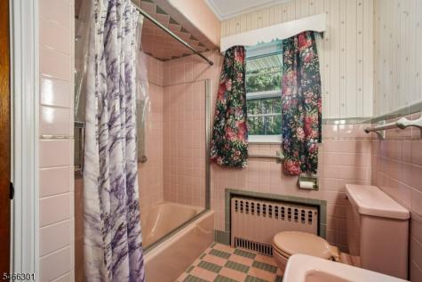 149 Silver Lake Road Frelinghuysen NJ 07825
