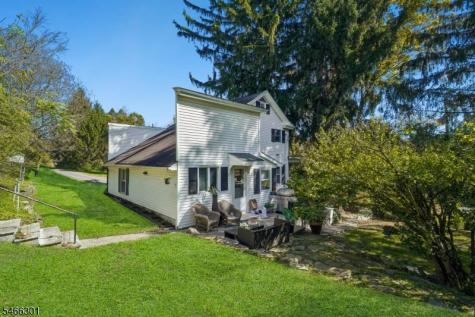 149 Silver Lake Road Frelinghuysen NJ 07825