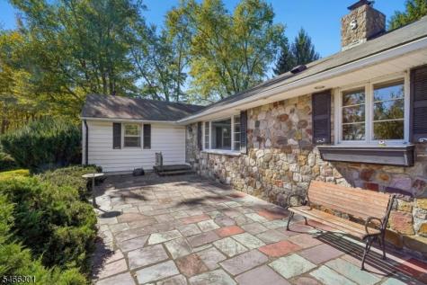 149 Silver Lake Road Frelinghuysen NJ 07825