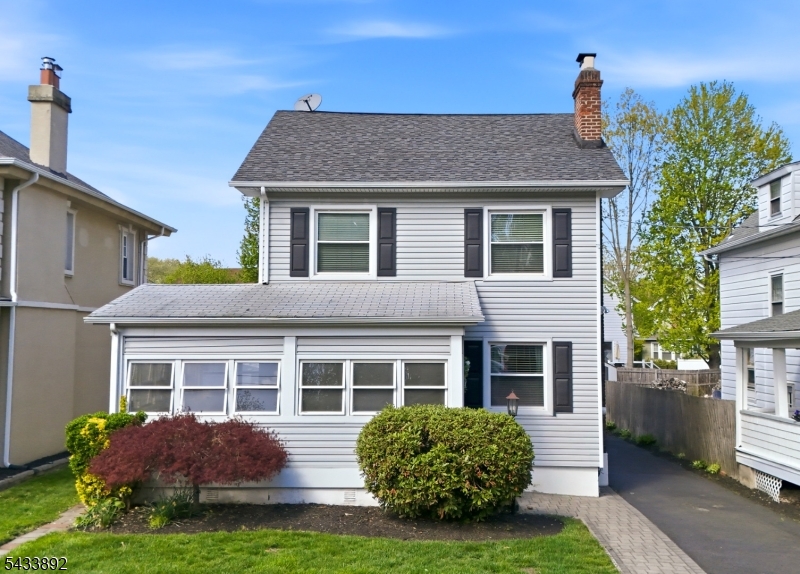 65 Carteret Street Bloomfield NJ 07003