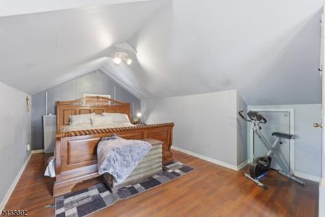 65 Carteret Street Bloomfield NJ 07003