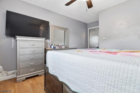 407 3RD Avenue Newark NJ 07107