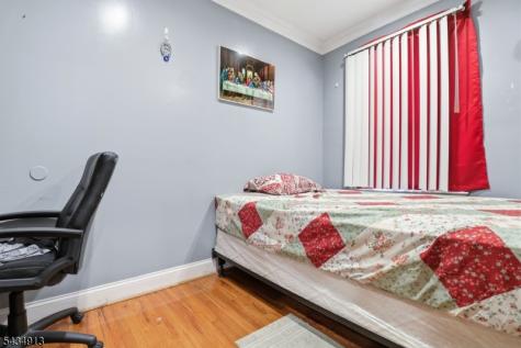 407 3RD Avenue Newark NJ 07107