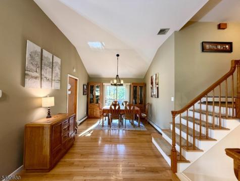 8 Hillside Court East Morris Plains NJ 07950