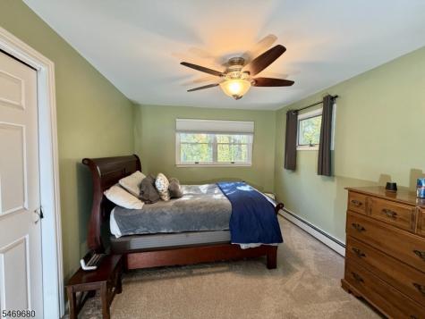8 Hillside Court East Morris Plains NJ 07950