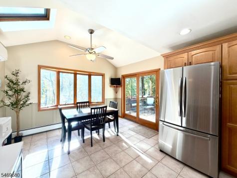 8 Hillside Court East Morris Plains NJ 07950