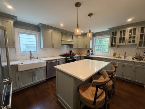 48 New York Avenue Metuchen NJ 08840