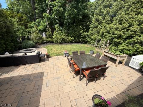 48 New York Avenue Metuchen NJ 08840
