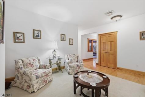 352 Woolf Road Alexandria NJ 08848