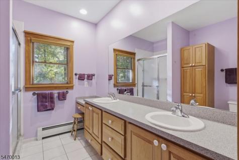 352 Woolf Road Alexandria NJ 08848