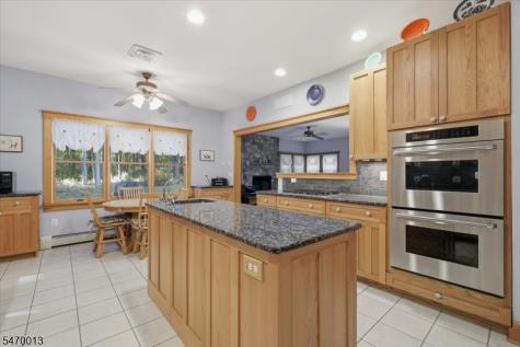 352 Woolf Road Alexandria NJ 08848