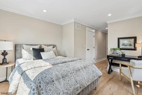 122 Stanmore Place Westfield NJ 07090