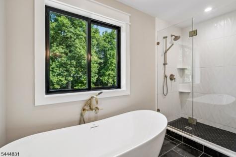122 Stanmore Place Westfield NJ 07090