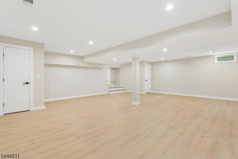 122 Stanmore Place Westfield NJ 07090