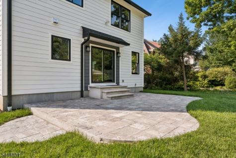 122 Stanmore Place Westfield NJ 07090