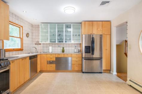 24 Molinari Drive Wanaque NJ 07465