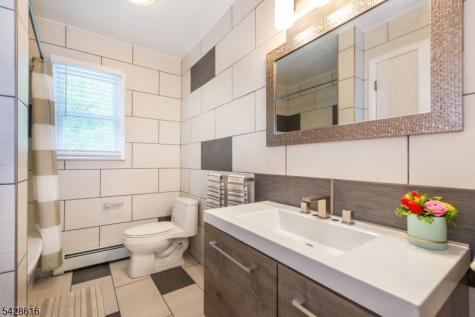 24 Molinari Drive Wanaque NJ 07465