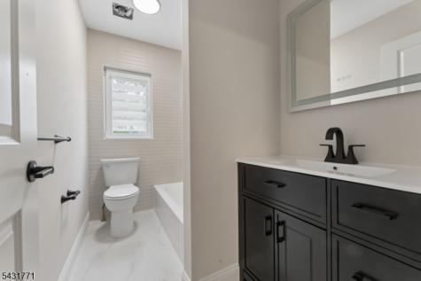 185 Maple Street Roselle Park NJ 07204