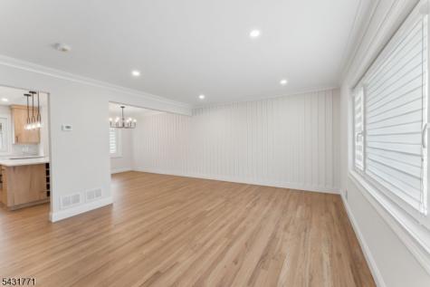 185 Maple Street Roselle Park NJ 07204