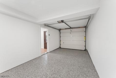 185 Maple Street Roselle Park NJ 07204