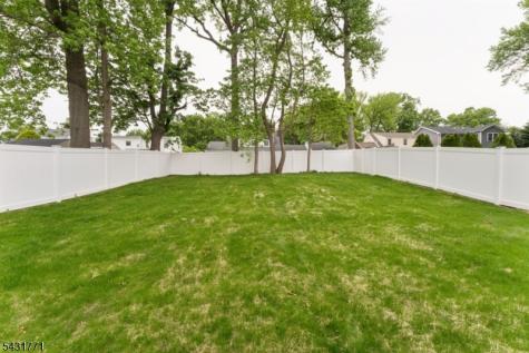 185 Maple Street Roselle Park NJ 07204