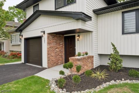 185 Maple Street Roselle Park NJ 07204
