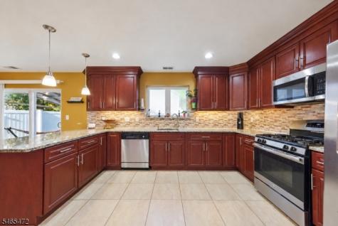 1017 Spruce Street Roselle NJ 07203