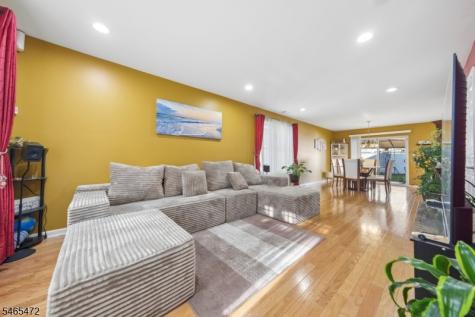 1017 Spruce Street Roselle NJ 07203