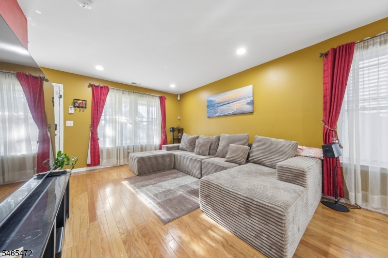 1017 Spruce Street Roselle NJ 07203