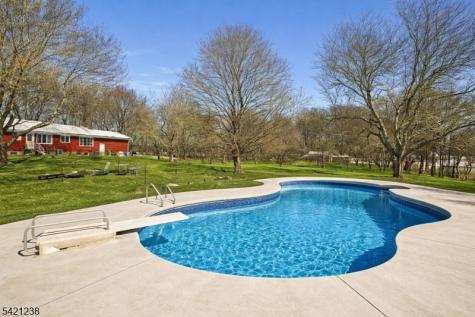 74 Maple Lane Hardwick NJ 07825