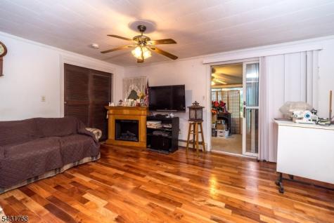 400 Mechlin Corner Road Alexandria NJ 08867