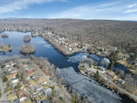 199 Lake Shore Drive West Milford NJ 07421