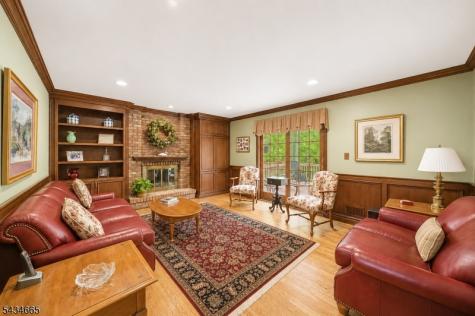 16 Beech Court Chatham NJ 07928