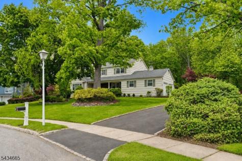 16 Beech Court Chatham NJ 07928