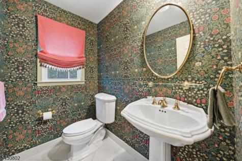 16 Beech Court Chatham NJ 07928