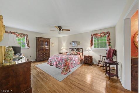 16 Beech Court Chatham NJ 07928