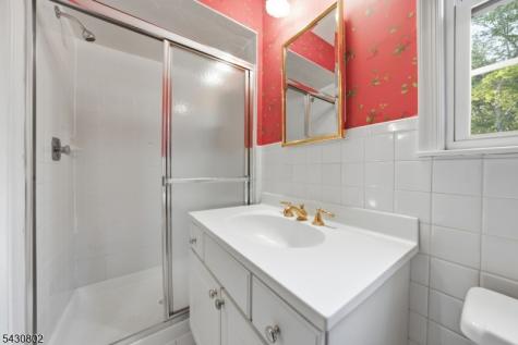 16 Beech Court Chatham NJ 07928