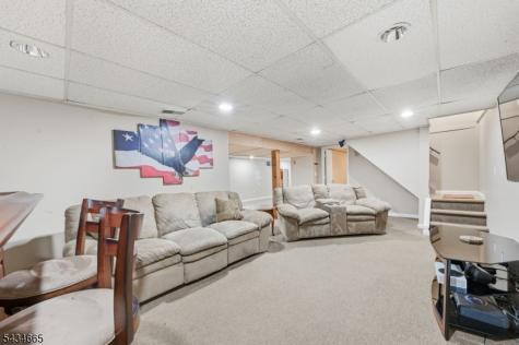 16 Beech Court Chatham NJ 07928