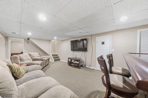 16 Beech Court Chatham NJ 07928
