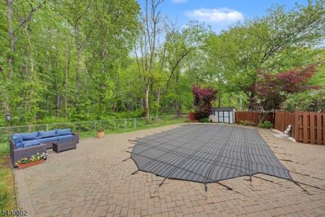 16 Beech Court Chatham NJ 07928