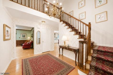 16 Beech Court Chatham NJ 07928