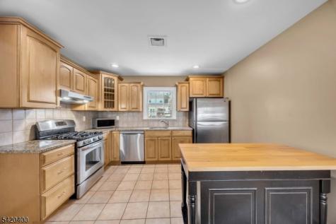 267 Tabb Avenue Piscataway NJ 08854