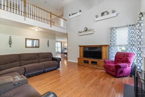 1 Tanager Drive Raritan NJ 08551
